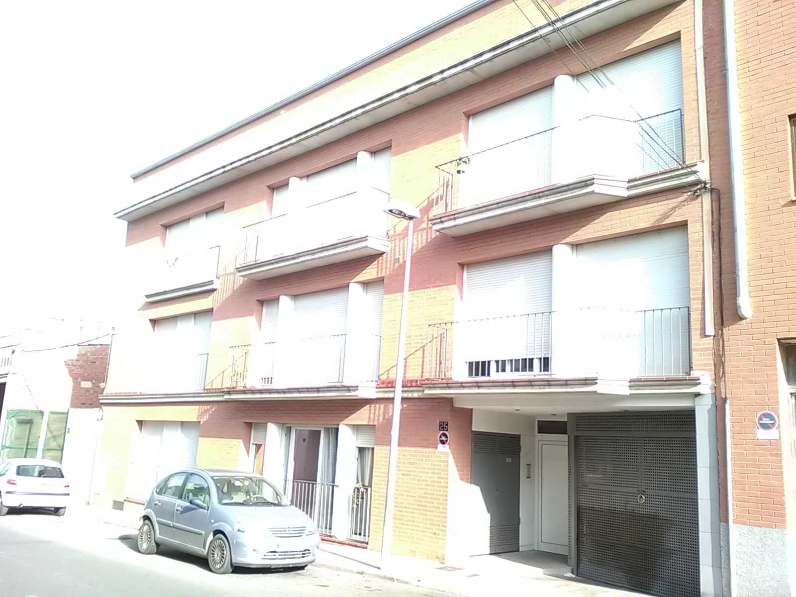 Edifici carrer Enric Coris 25